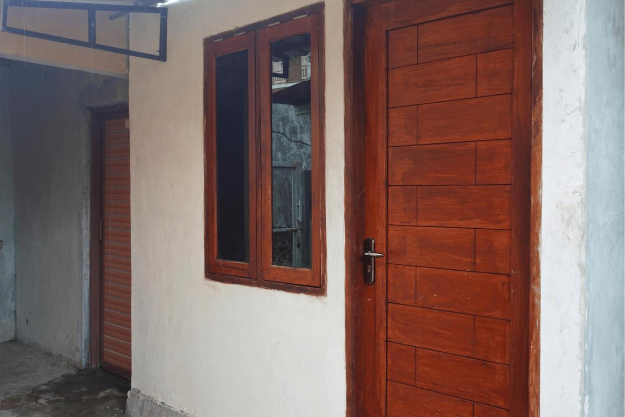 Mayeka Transit Hostel Bandara Internasional Lombok Praya Exteriér fotografie