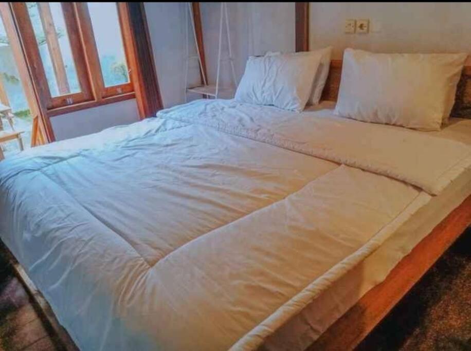 Mayeka Transit Hostel Bandara Internasional Lombok Praya Exteriér fotografie