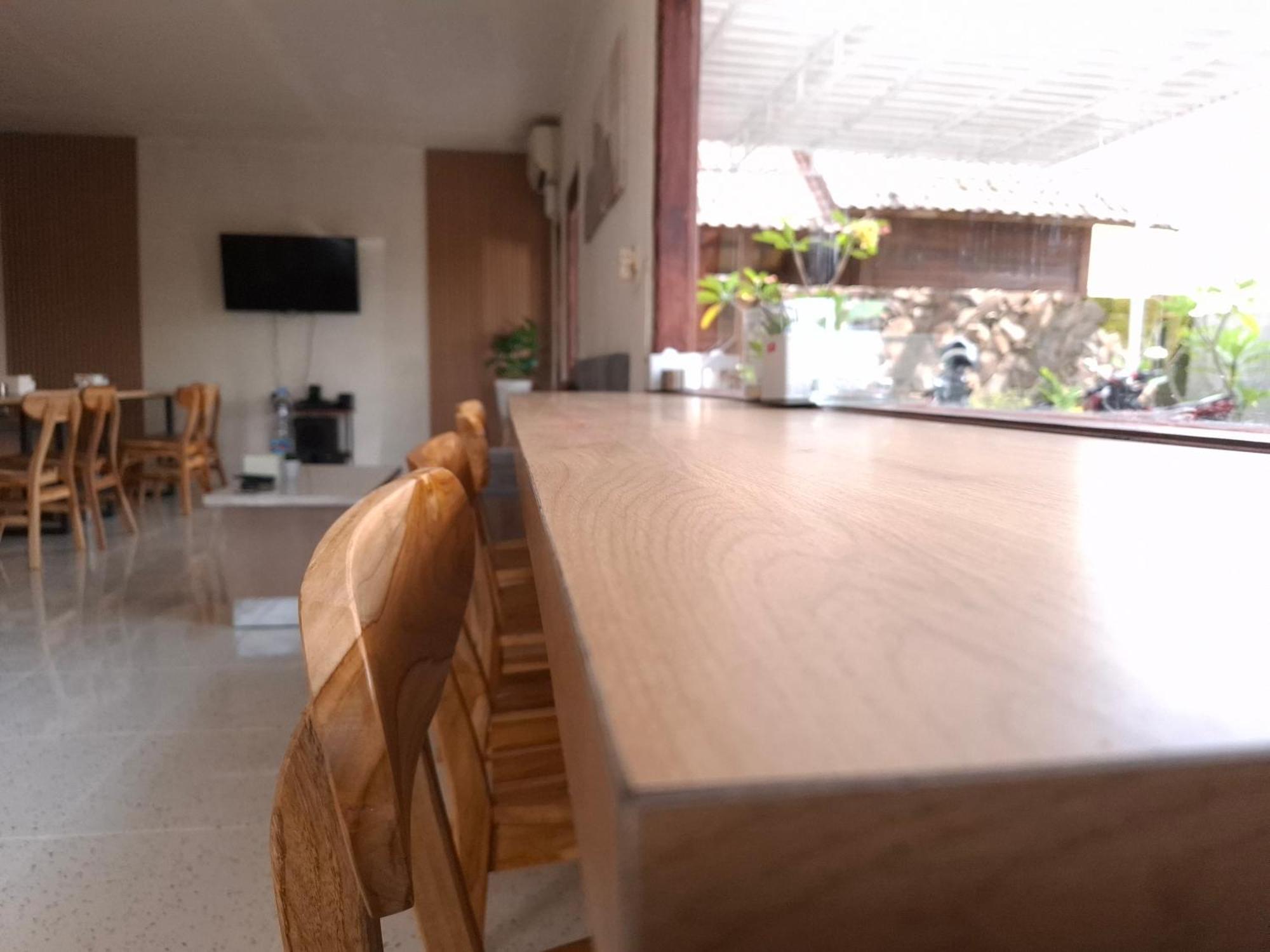 Mayeka Transit Hostel Bandara Internasional Lombok Praya Exteriér fotografie