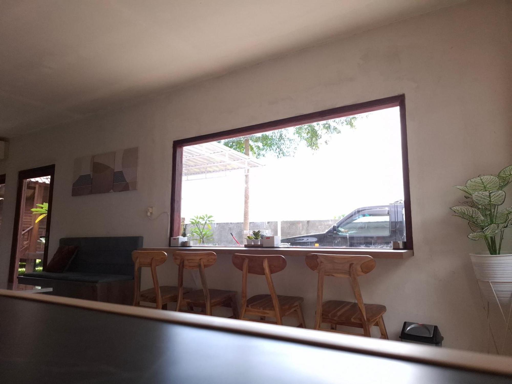 Mayeka Transit Hostel Bandara Internasional Lombok Praya Exteriér fotografie